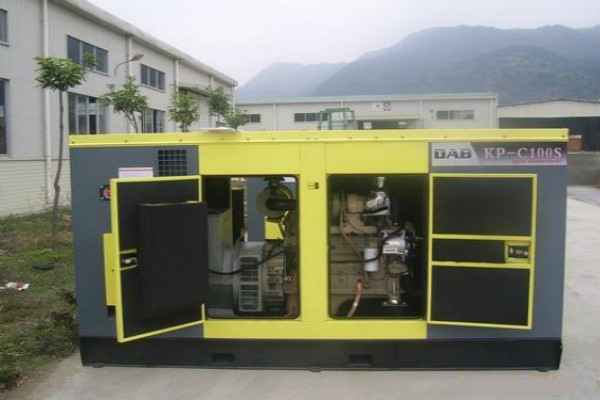 星空官方网页版-星空(中国)概述高电压柴油发电机组的发展